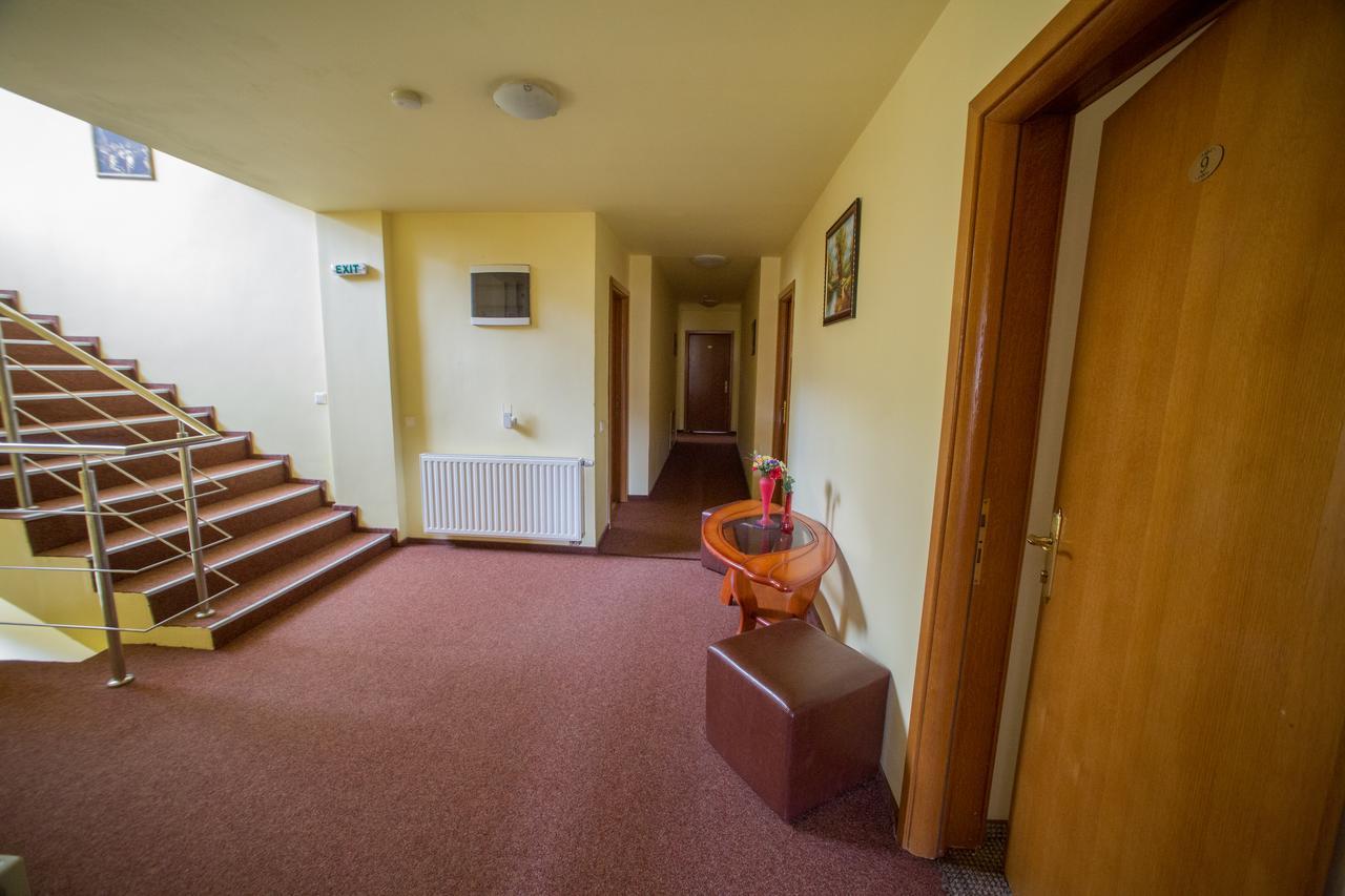 Hotel White Horse Predeal Exterior foto